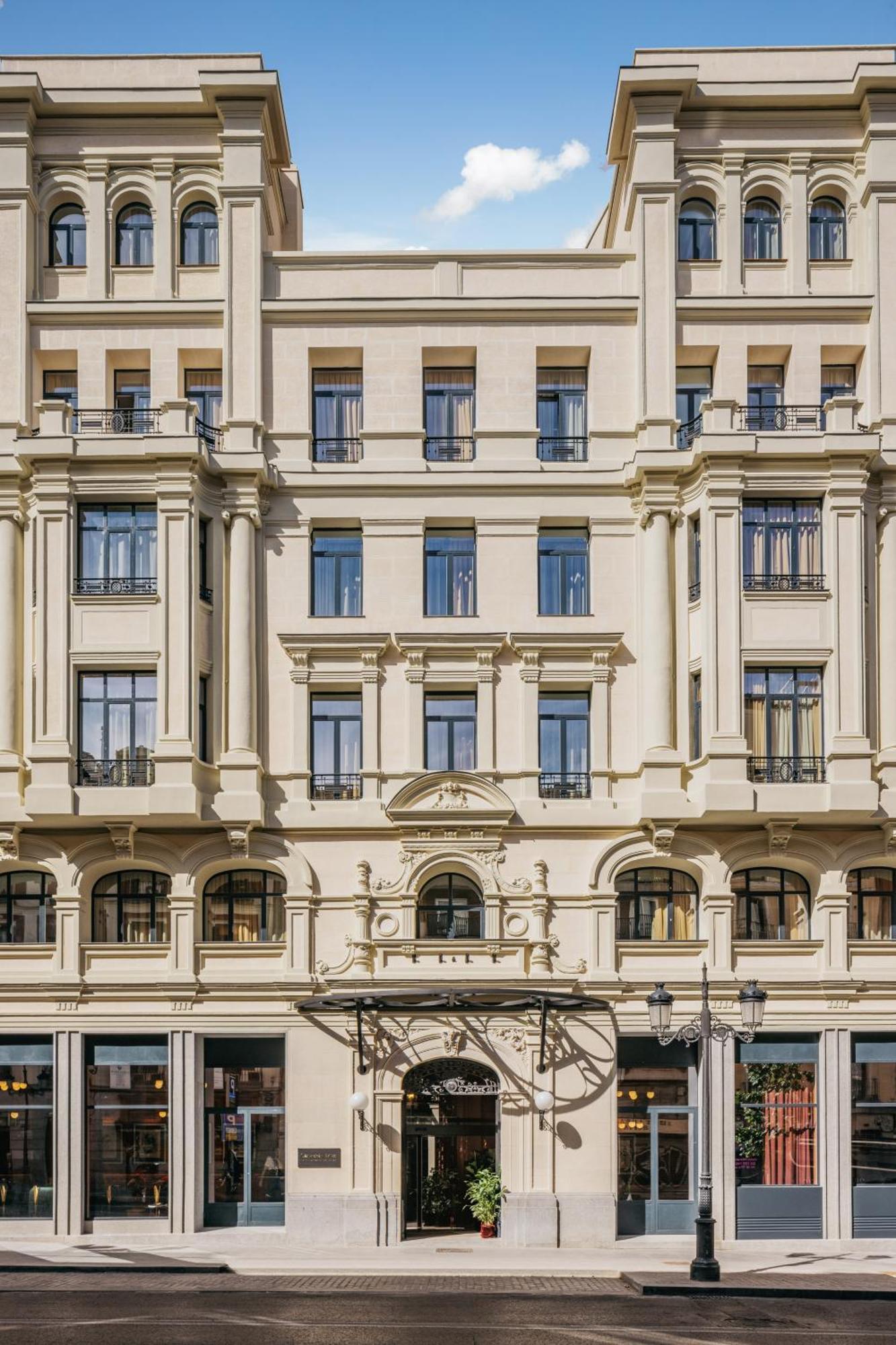 Casa De Las Artes, Member Of Melia Collection Madrid Luaran gambar